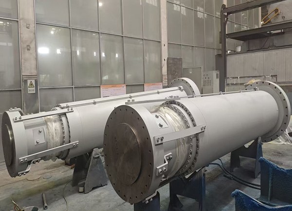 Гидроцилиндр 650×600, ход 2800 мм