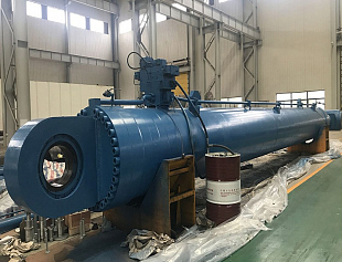 Гидроцилиндр вылета стрелы для морской сваебойной баржи