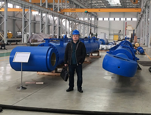 Гидроцилиндр вылета стрелы для сваебойной баржи, 100% испытание давлением