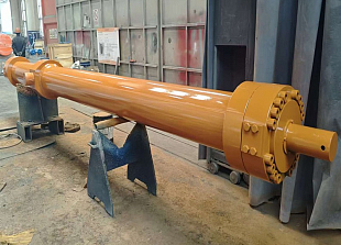 Цилиндр mill type 35 МПа, 250×180, ход 4600 мм